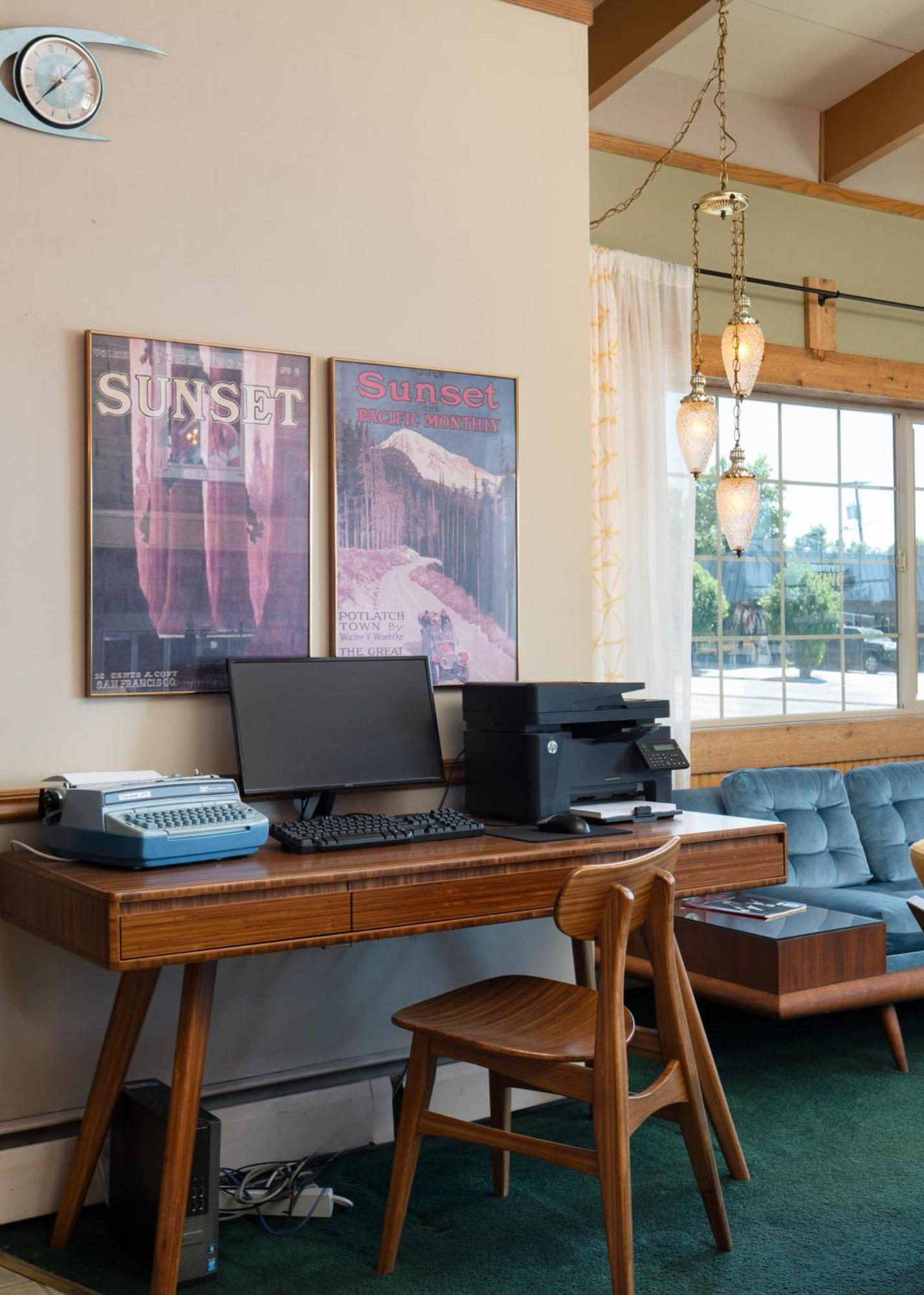 Sapphire Motel Midtown โบซแมน ภายนอก รูปภาพ